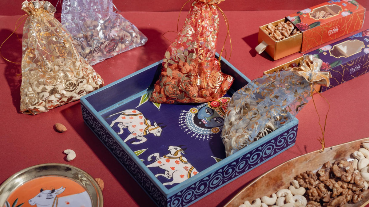 Diwali Gift Hamper for Family and Friends with Cashews, Almonds, Raisins, Pista