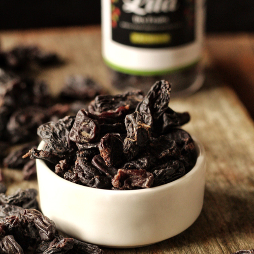Premium Black Raisins